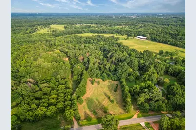 2045 Cleveland Road, Bogart, GA 30622 - Photo 9