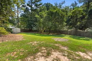 895 Scenic Lake Dr, Lawrenceville, GA 30045 - Photo 43