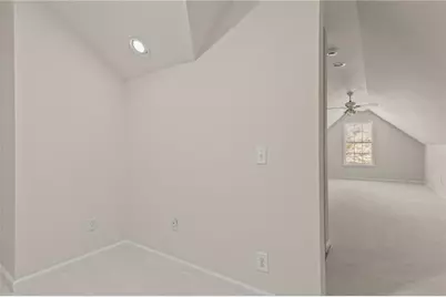 895 Scenic Lake Drive, Lawrenceville, GA 30045 - Photo 37