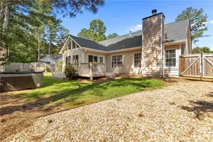 895 Scenic Lake Dr, Lawrenceville, GA 30045 - Photo 47