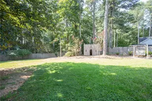 895 Scenic Lake Dr, Lawrenceville, GA 30045 - Photo 41