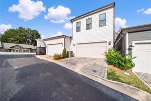 2451 Lizdionne Loop, Marietta, GA 30062 - Photo 3