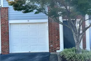 104 Vinings Forest Cir SE, Smyrna, GA 30080 - Photo 3