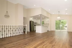 10175 Old Woodland Entry NE, Johns Creek, GA 30022 - Photo 11