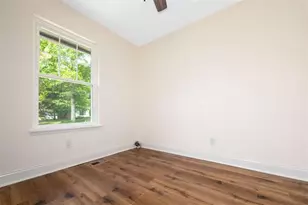 10175 Old Woodland Entry NE, Johns Creek, GA 30022 - Photo 21