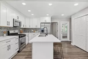 2818 Meadowview Dr SE, Atlanta, GA 30316 - Photo 9