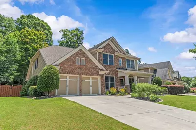 7525 Brookstone Circle, Flowery Branch, GA 30542 - Photo 3