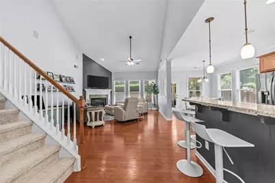 7525 Brookstone Circle, Flowery Branch, GA 30542 - Photo 13