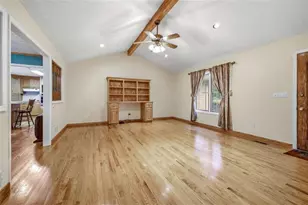 2600 Level Grove Rd, Cornelia, GA 30531 - Photo 9