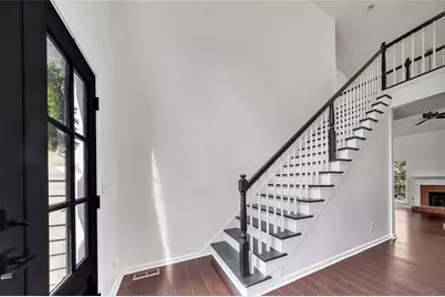 7211 Meadow Gate Way, Woodstock, GA 30189 - Photo 5