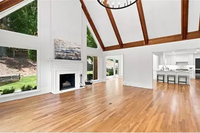 7680 Dunvegan Close, Sandy Springs, GA 30350 - Photo 27