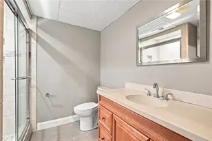 7680 Dunvegan Close, Sandy Springs, GA 30350 - Photo 49