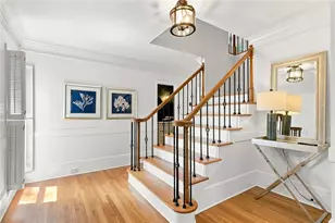 7680 Dunvegan Close, Sandy Springs, GA 30350 - Photo 3