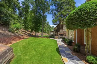 7680 Dunvegan Close, Sandy Springs, GA 30350 - Photo 57