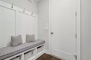 965 S On Main Dr, Woodstock, GA 30188 - Photo 27