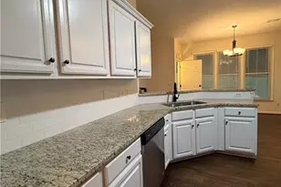 6782 Poplar Grove Way, Stone Mountain, GA 30087 - Photo 9