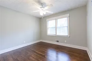 2971 Stratford Arms Dr, Chamblee, GA 30341 - Photo 9