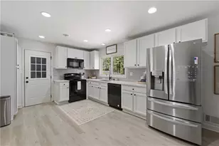 285 Dania Dr, Alpharetta, GA 30009 - Photo 11