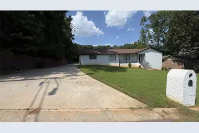 1050 Forest Heights Road, Stone Mountain, GA 30083 - Photo 1