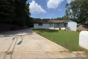 1050 Forest Heights Rd, Stone Mountain, GA 30083 - Photo 1