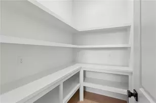 2467 Edwards Dr NW, Atlanta, GA 30318 - Photo 21