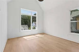 2467 Edwards Dr NW, Atlanta, GA 30318 - Photo 33