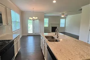 2055 Wheylon Dr, Lawrenceville, GA 30044 - Photo 9