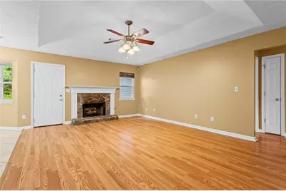 163 Nicki Court, Hampton, GA 30228 - Photo 5