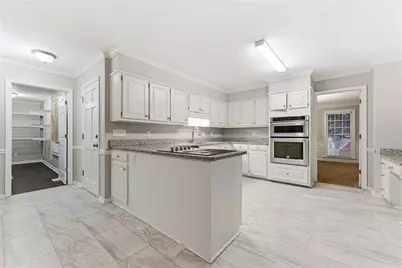 4397 Windsor Oaks Circle, Marietta, GA 30066 - Photo 11