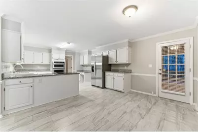 4397 Windsor Oaks Circle, Marietta, GA 30066 - Photo 7