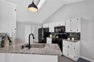 254 Ashland Park Ct, Lawrenceville, GA 30045 - Photo 13