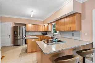 210 Wessex Ct, Sandy Springs, GA 30328 - Photo 15