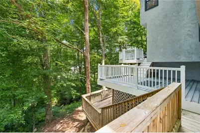 210 Wessex Court, Sandy Springs, GA 30328 - Photo 49