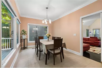 210 Wessex Court, Sandy Springs, GA 30328 - Photo 19