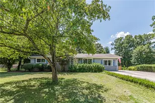 877 King Dr, Conyers, GA 30094 - Photo 1