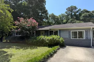 877 King Dr, Conyers, GA 30094 - Photo 1