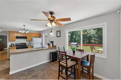 877 King Drive, Conyers, GA 30094 - Photo 17