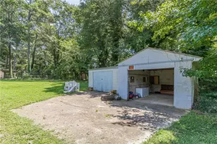877 King Dr, Conyers, GA 30094 - Photo 41