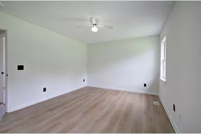 7097 Fairmount Highway SE, Calhoun, GA 30701 - Photo 13