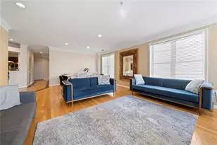 3334 Peachtree Rd NE, Atlanta, GA 30326 - Photo 3