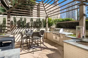 3334 Peachtree Rd NE, Atlanta, GA 30326 - Photo 27