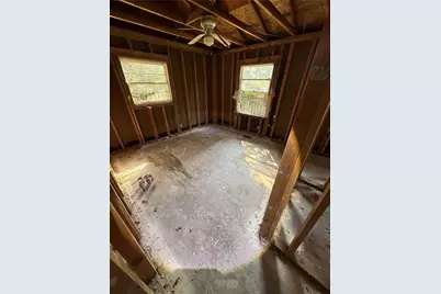264 NW Fairburn Rd NW, Atlanta, GA 30331 - Photo 17