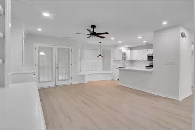 1005 Reunion Place SW, Atlanta, GA 30331 - Photo 5