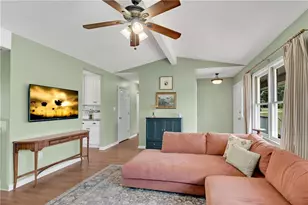 4646 Countryside Dr, Flowery Branch, GA 30542 - Photo 7