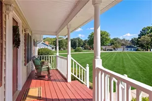 4646 Countryside Dr, Flowery Branch, GA 30542 - Photo 3