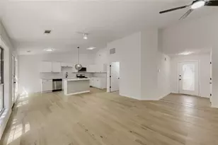 1090 Avalon Dr, Lawrenceville, GA 30044 - Photo 11