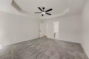 1090 Avalon Dr, Lawrenceville, GA 30044 - Photo 17
