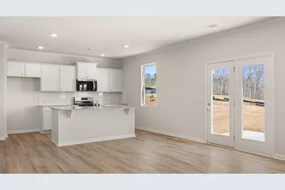 8195 Elkhorn Court, Fairburn, GA 30213 - Photo 5