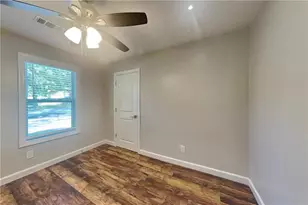 3424 Hogan Dr NW, Kennesaw, GA 30152 - Photo 11