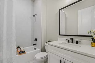 4276 Laurel Brook Dr SE, Smyrna, GA 30082 - Photo 13